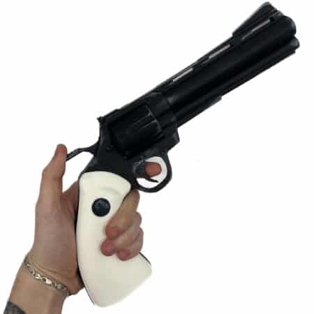 Team Fortress 2 Revolver prop replica by blasters4masters (1)